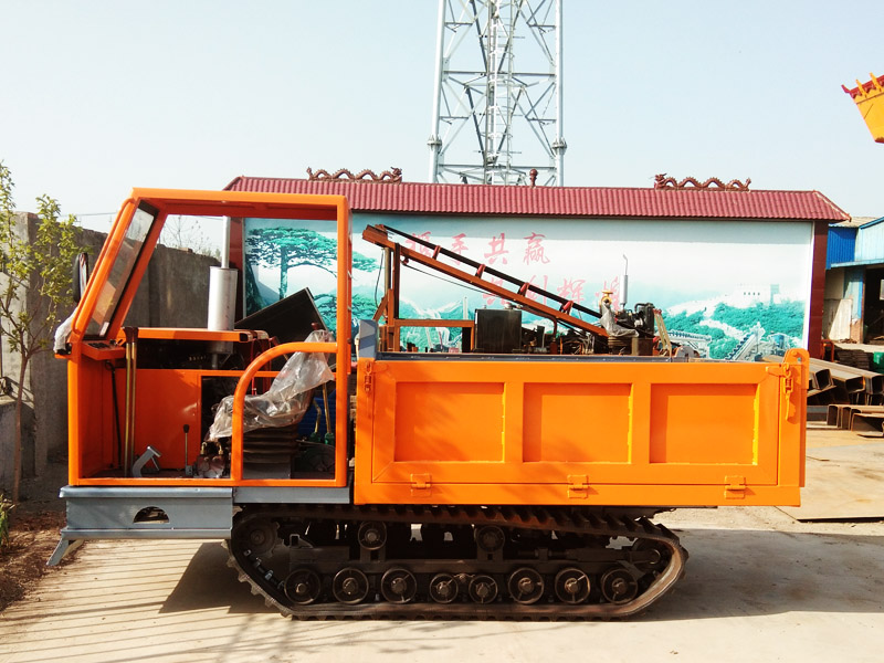 履帶運(yùn)輸車